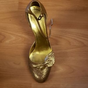 Miu miu gold round toe shoes